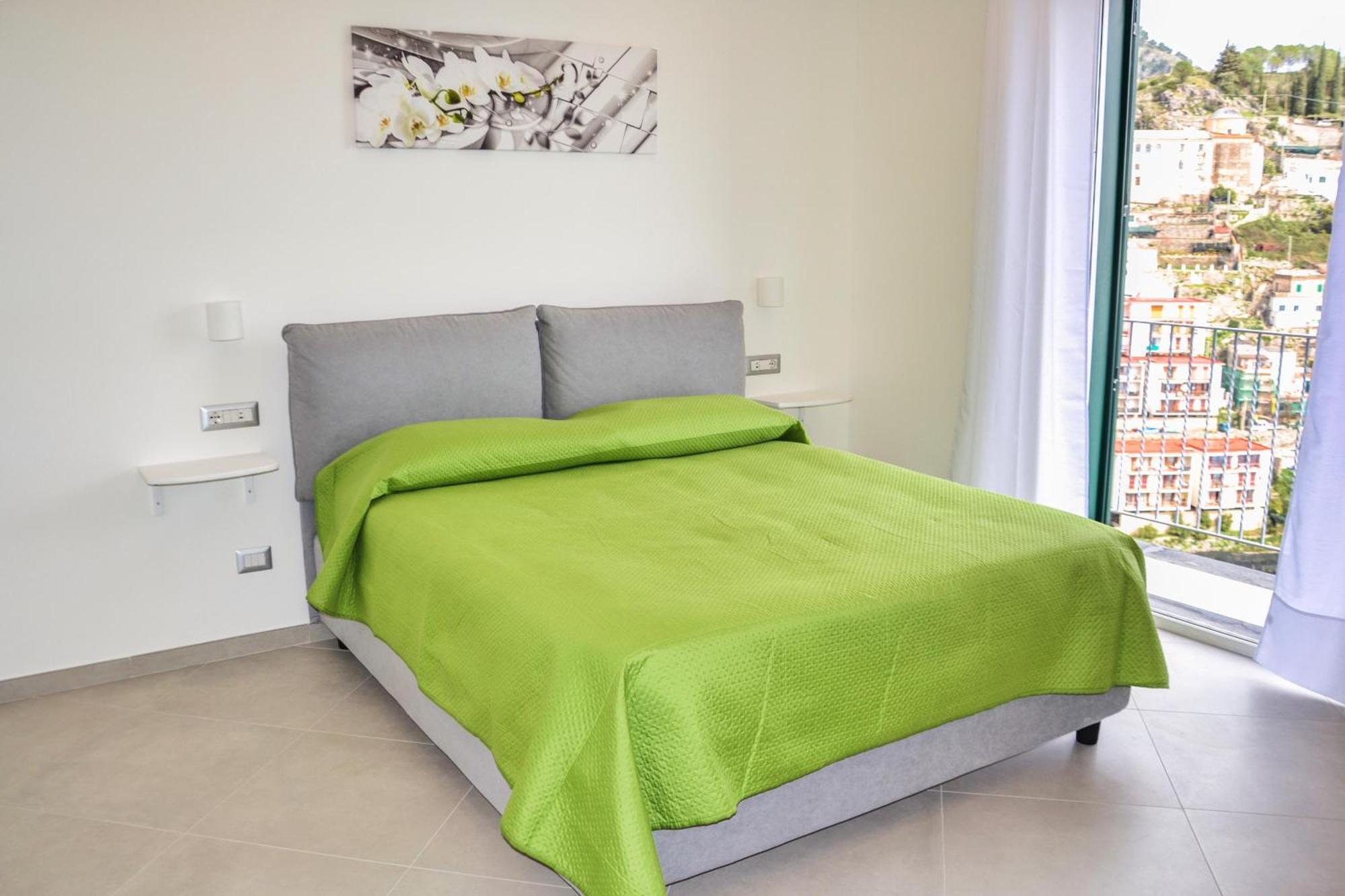 Montemare Guest house *
