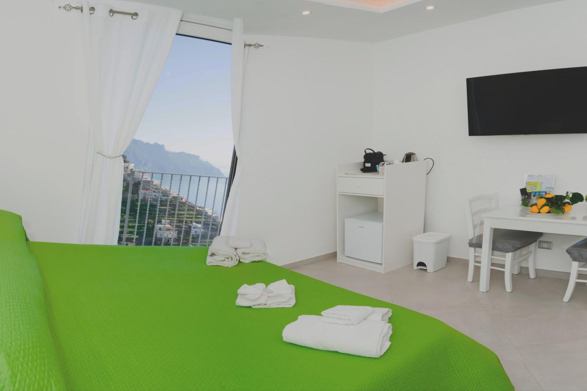 Montemare Guest house