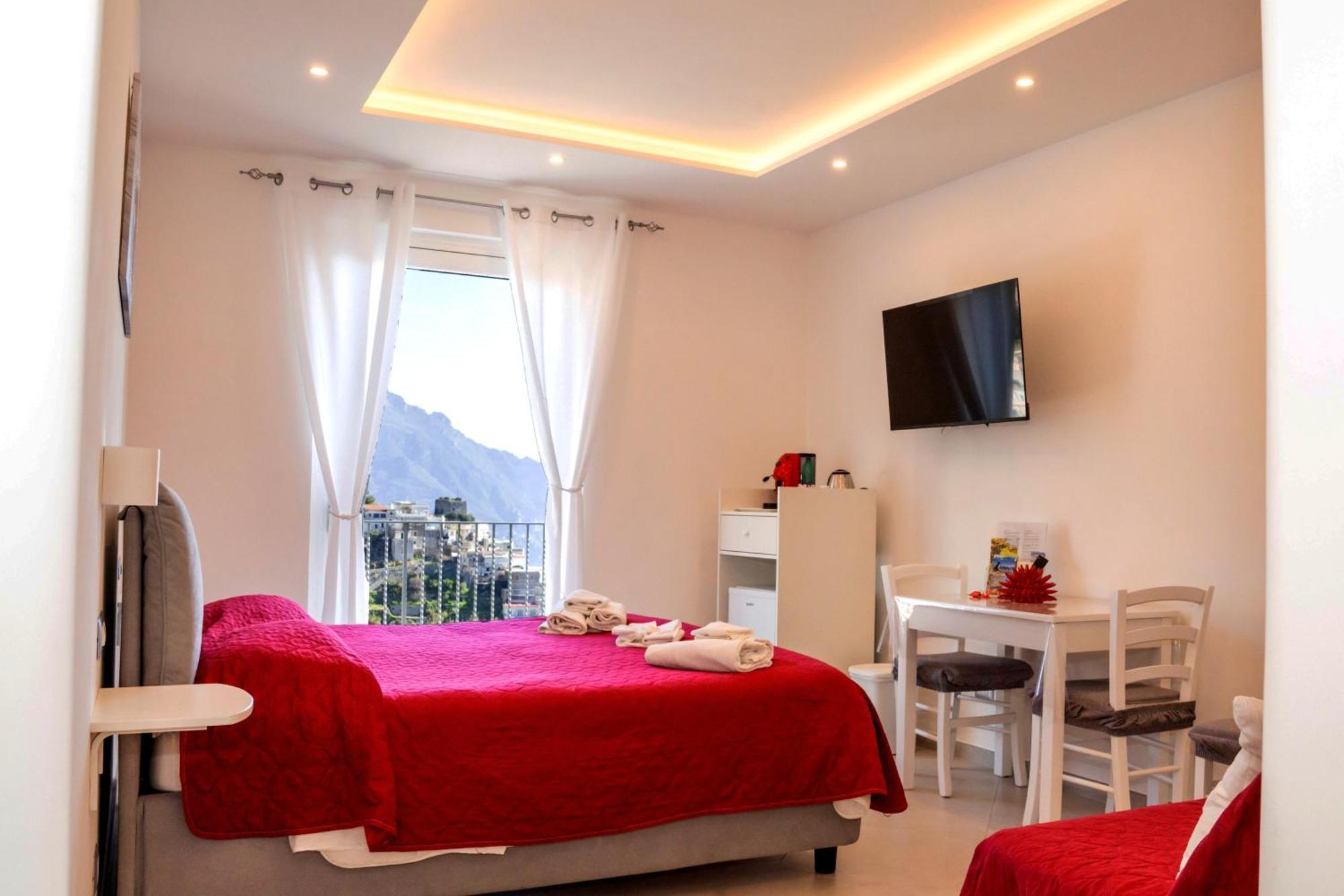 Montemare Guest house *